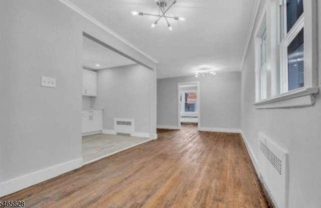 83 Sheridan street Unit 2 Gallery 1