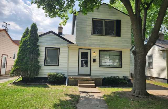 3 bed 1 bath North Ferndale home for lease Gallery 1