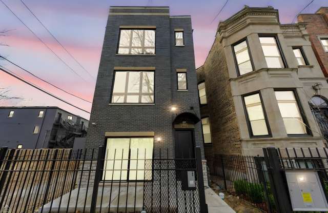 861 E 63rd Place unit: 3 - 861 East 63rd Place, Chicago, IL 60637 861 E 63rd Place unit: 3 - 861 East 63rd Place, Chicago, IL 60637