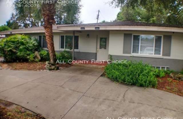 6550 Renaldo Way S - 6550 Renaldo Way South, Bear Creek, FL 33707