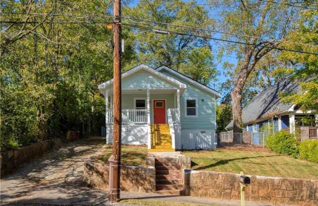 1015 Sims Street SW photos photos