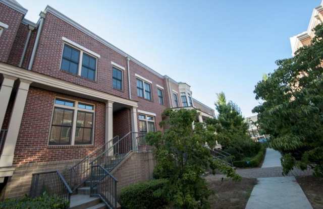 4695 Dogwood Alley - 4695 Dogwood Aly, Dunwoody, GA 30338