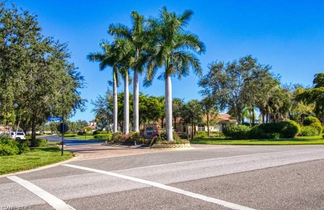 3111 Meandering Way - 3111 Meandering Way, Lee County, FL 33905