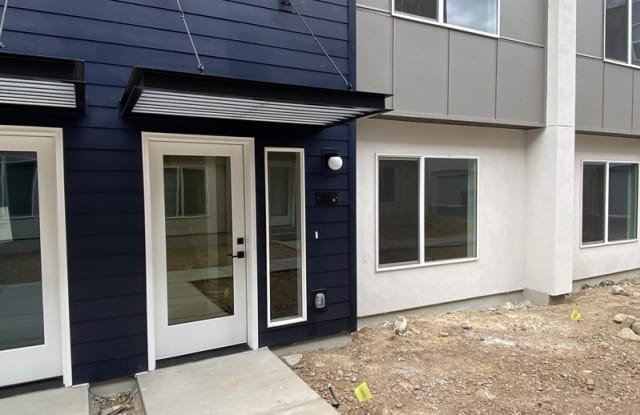 3371 Orchard Dr Unit 31 - 3371 Orchard Drive, North Salt Lake, UT 84010