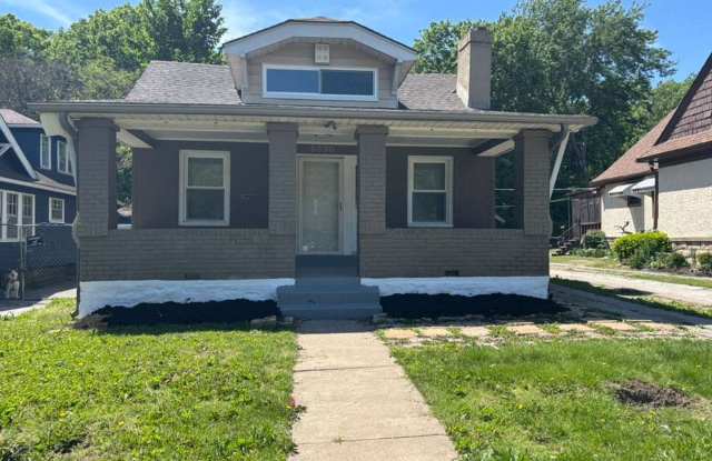 Spacious 3BR Home with Hardwood Floors, Private Upstairs Suite & Fenced Yard photos photos