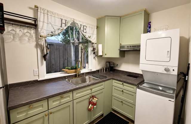 4938 Pleasant Oaks Dr #b Gallery 1