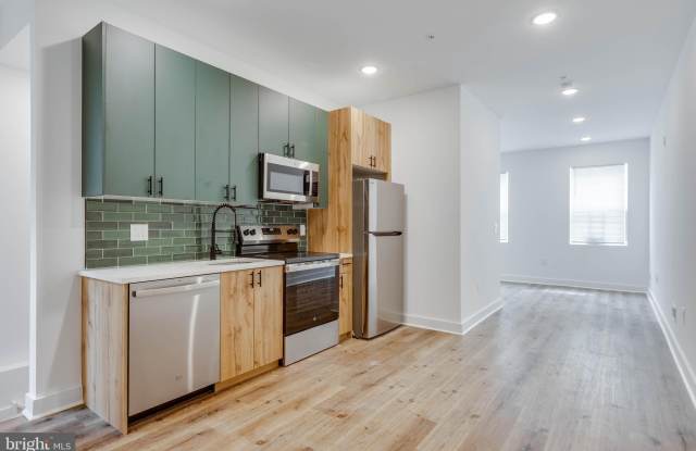 2502 N LAWRENCE STREET photos photos
