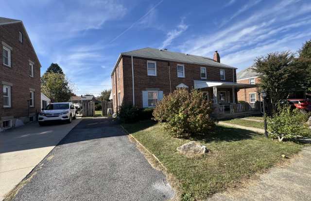 1517 Catalina Ave - 1517 Catalina Avenue, Allentown, PA 18103