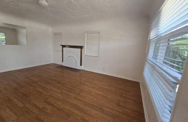 515 W Maple Street photos photos