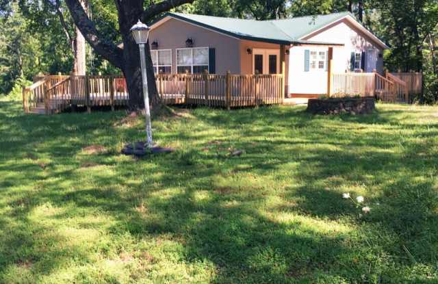 Country Setting, Near Fort Leonard Wood photos photos