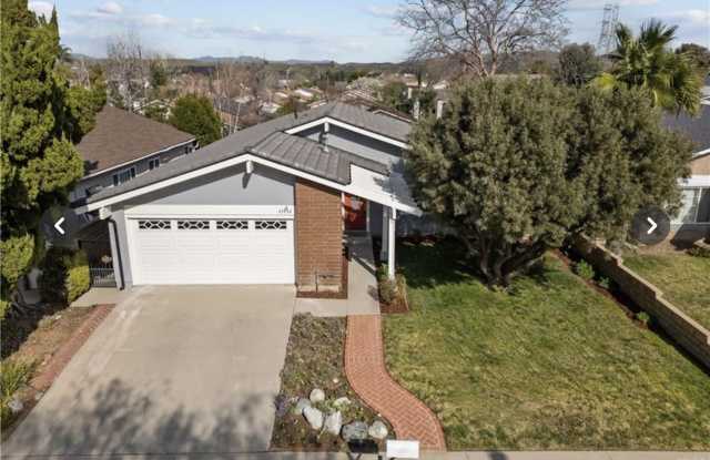 25452 Vía Impreso - 25452 Vía Impreso, Santa Clarita, CA 91355
