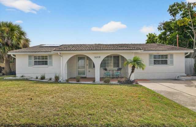 5312 FLORA AVENUE photos photos