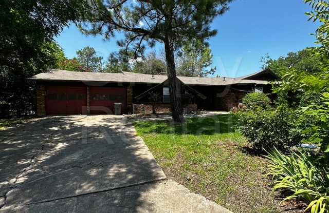 214 Brookhaven - Commerce Gallery 1