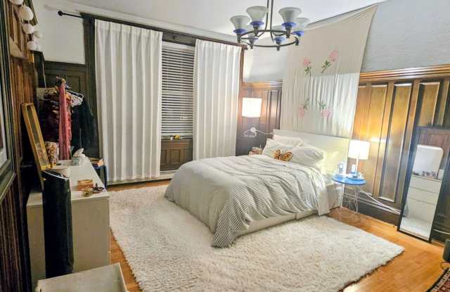 Popular Sorority Choice! See Youtube Video Tour! Multi Year Stay Preferred near BU! Huge Rooms photos photos