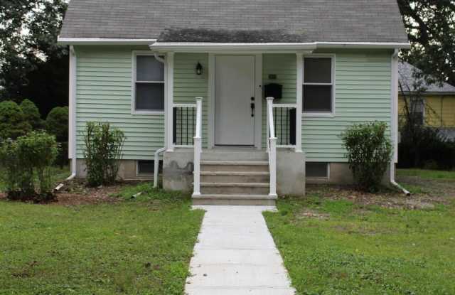 235 Drake Street photos photos