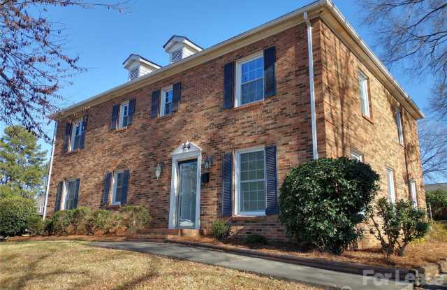 1001 Heather Lane photos photos