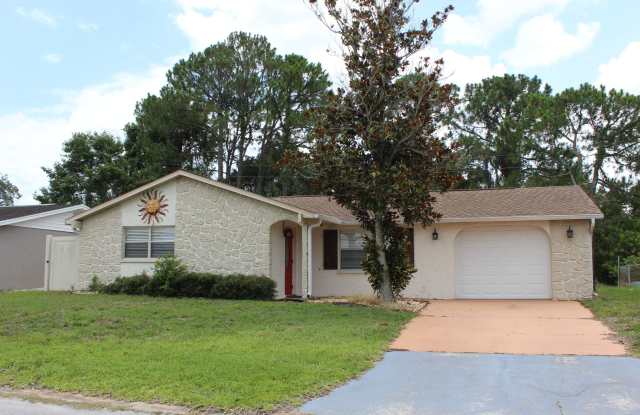 3/2/1 LOCATED IN PORT RICHEY - 6812 Roosevelt Drive, Pasco County, FL 34668 3/2/1 LOCATED IN PORT RICHEY - 6812 Roosevelt Drive, Pasco County, FL 34668