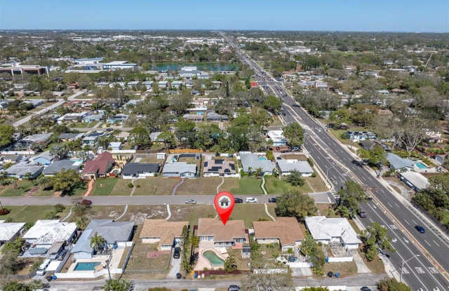 6618 3RD AVENUE N photos photos