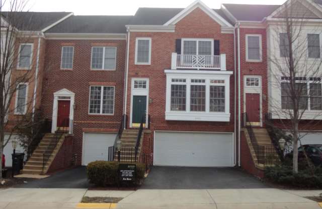24656 KINGS CANYON SQUARE - 24656 Kings Canyon Square, Stone Ridge, VA 20105