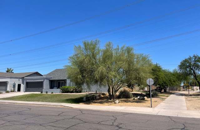 1260 East Divot Drive Gallery 3