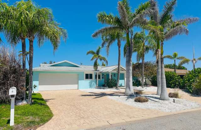 2910 Alton Dr photos photos