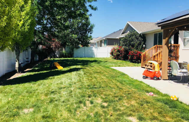 5731 West Gold Stone Drive Gallery 4