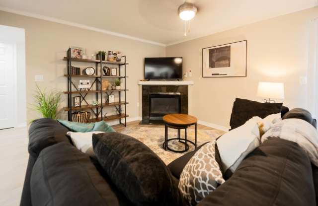 Grande Hill Estates Gallery 2