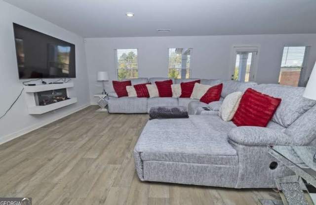 244 Overlook Road Gallery 4