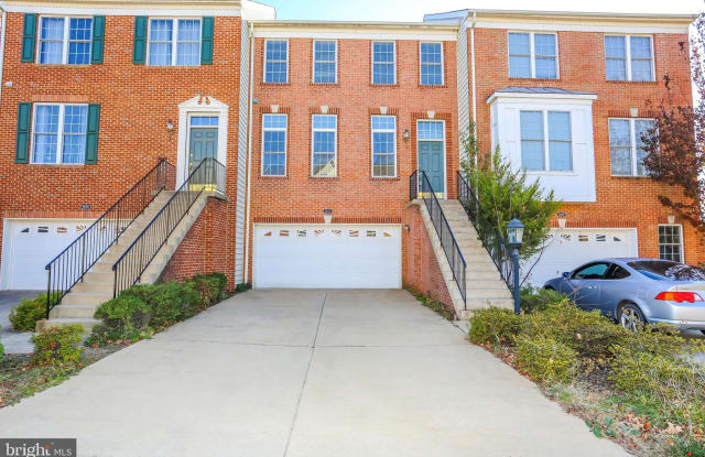 22573 WELBORNE MANOR SQUARE - 22573 Welbourne Manor Square, Loudoun Valley Estates, VA 20148