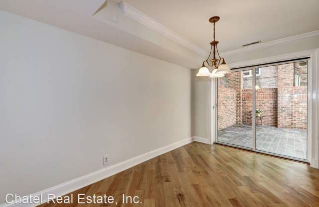 1240 Eton Court, NW Gallery 4