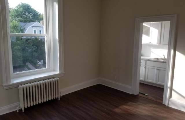 412 West Chelten Avenue Gallery 3