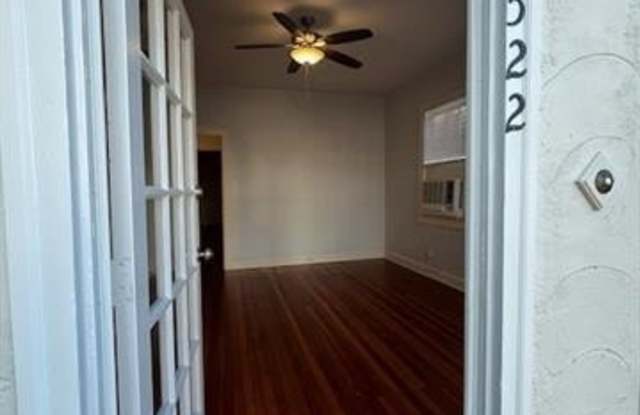 522 LOWERLINE Street Gallery 4