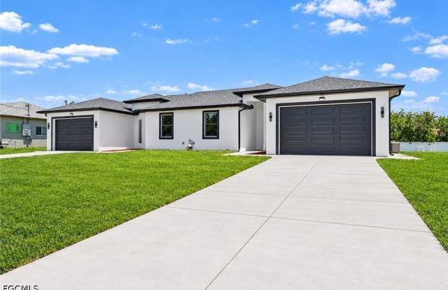 2131 Fairway Drive Gallery 2