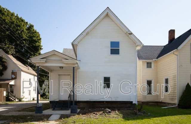 116 Water St - 116 Water Street, Elyria, OH 44035