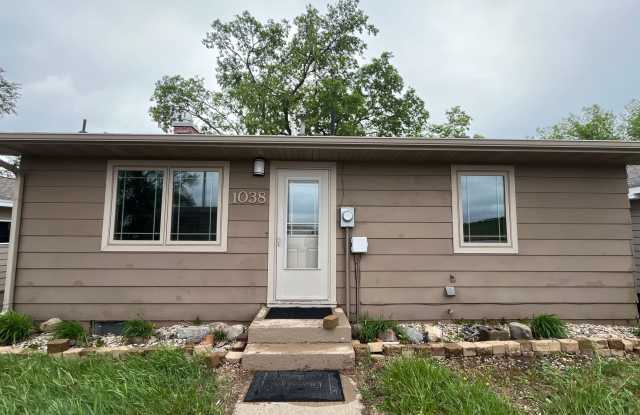 Fully Furnished Lake Home Available Sept. 15th, thru May 15th photos photos