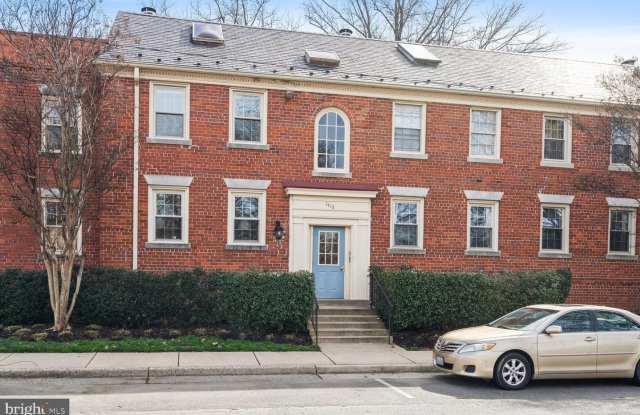 1415 E ABINGDON DR #3 photos photos