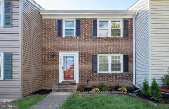 2949 LEXINGTON COURT - 2949 Lexington Court, Lake Ridge, VA 22192