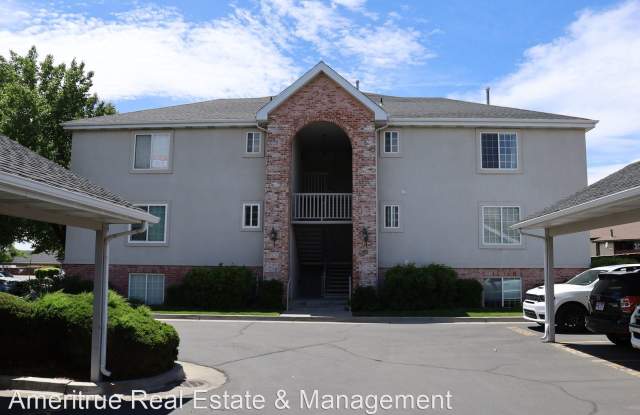 98  N. Garden Park  Unit 22 Gallery 2