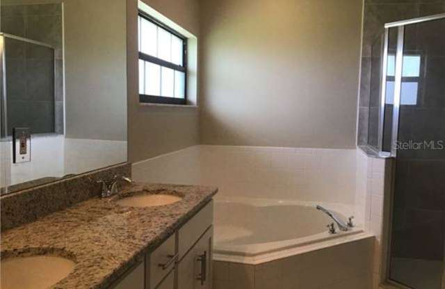 2203 SUMMER RAYE COURT Gallery 2