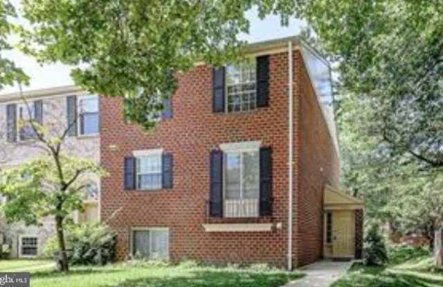 10728 BRIDLEREIN Terrace Gallery 1