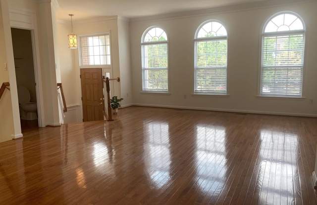 20924 DURYEA Terrace Gallery 4
