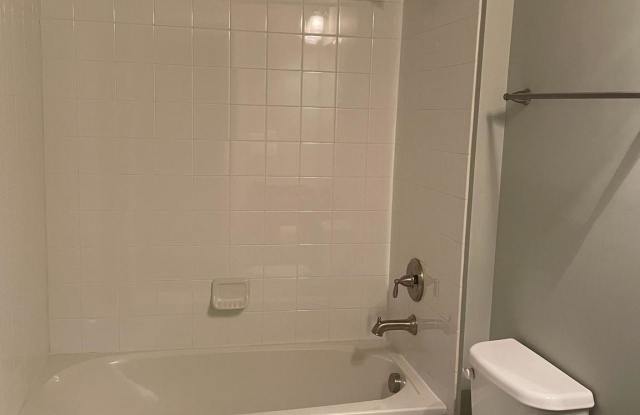 20700 DUXBURY TERRACE Gallery 4