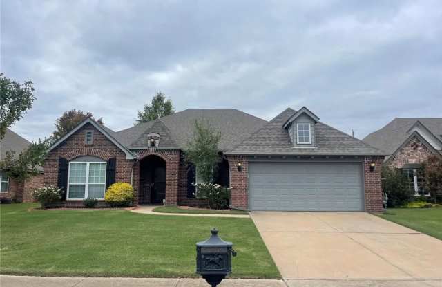 EXECUTIVE LEASE LISTING IN DESIRABLE PRESTON LAKES! - 15705 East 91st Street North, Rogers County, OK 74055