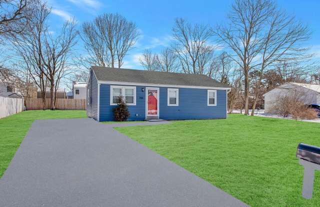 703 Provost Avenue photos photos