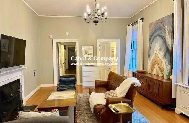 93-8 Beacon St. photos photos