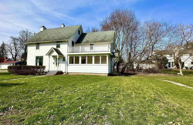 1101 Burcham Drive Gallery 2