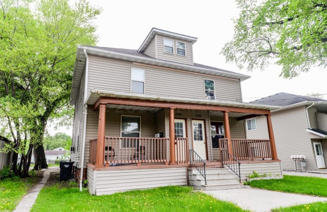 1139 10th Street North photos photos