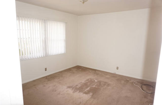 7028 Ramsgate Place Gallery 3