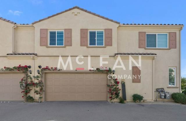 Gorgeous 2-Story 4-Bedroom Home with Loft - UNIT COMES UNFURNISHED photos photos