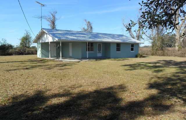 5496 SW TUSTENUGGEE photos photos